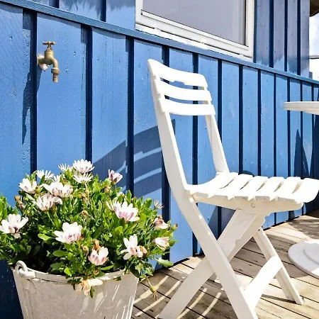 Four-bedroom Holiday In 8 Holiday home